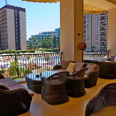 Апартамент Private In Royal 5* Слънчев бряг
